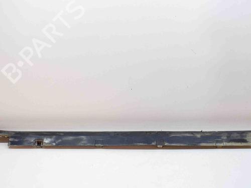 Used Right sideskirt TESLA MODEL X (5YJX) P100D AWD (772 hp) 29226902
