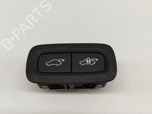 Used Switch VOLVO XC40 (536) B3 Mild-Hybrid (163 hp) 28555755