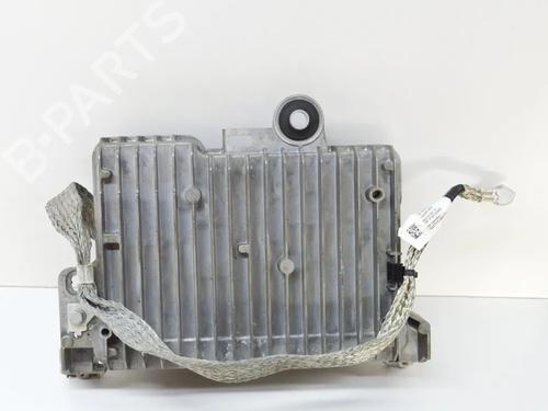 Used Electronic module Electronic module TESLA MODEL 3 (5YJ3) EV (283 hp) 27758338 27758338