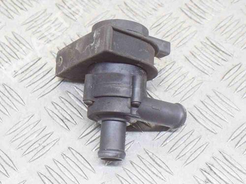 Used Auxiliary water pump VW PHAETON (3D1, 3D2, 3D3, 3D4, 3D6, 3D7, 3D8, 3D9) 4.2 V8 4motion (335 hp) 14621916