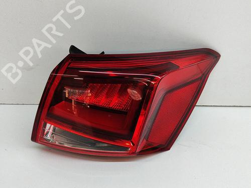 Used Right taillight SEAT ARONA (KJ7, KJP) 1.0 TSI (116 hp) 19502380
