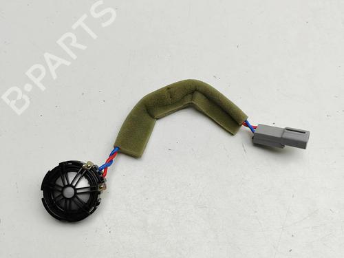 speaker-land-rover-discovery-v-l462-2016-33883042 main image