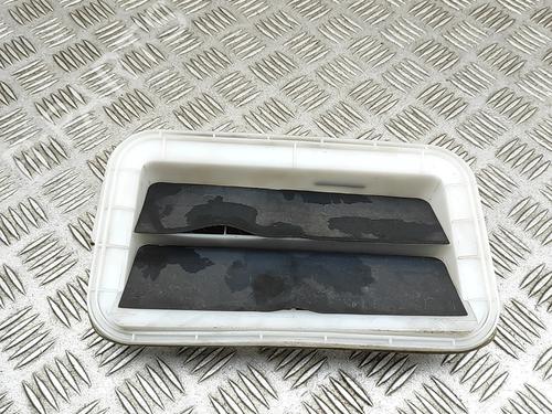 grille-toyota-corolla-estate-_e21_-2019-33375885 main image