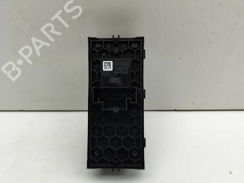 Right front window switch VW GOLF VII (5G1, BQ1, BE1, BE2) 2.0 GTD | BP37583896I26 - Image 3