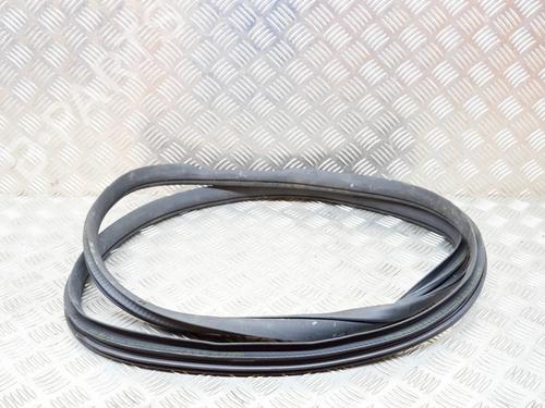 Used Rubber door seal Rubber door seal MERCEDES-BENZ C-CLASS (W205) C 200 BlueTEC / d (205.037) (136 hp) 14630724 14630724