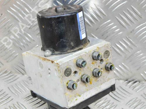 ABS Bremseaggregat RENAULT CLIO III (BR0/1, CR0/1) 1.2 16V (BR02, BR0J, BR11, CR02, CR0J, CR11) (75 hp) 8352453