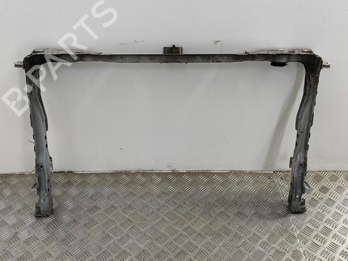 Used Crossmember TOYOTA AURIS (_E18_) 1.8 Hybrid (ZWE186_, ZWE186R) (136 hp) 22620867
