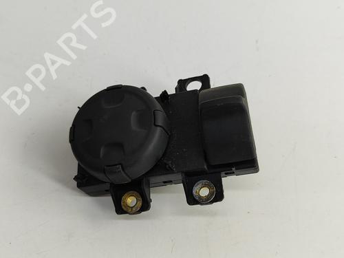 Commutateur AUDI A8 D3 (4E2, 4E8) 6.0 W12 quattro (450 hp) 24818623