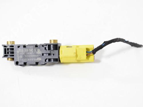 Used Electronic sensor AUDI A4 B7 (8EC) 2.0 TDI 16V (140 hp) 9900759