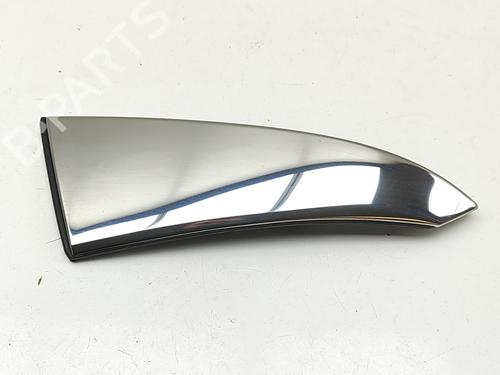 Used Tailgate trim PEUGEOT 3008 II SUV (MC_, MR_, MJ_, M4_) Hybrid 180 (M4DGLU) (179 hp) 30178445