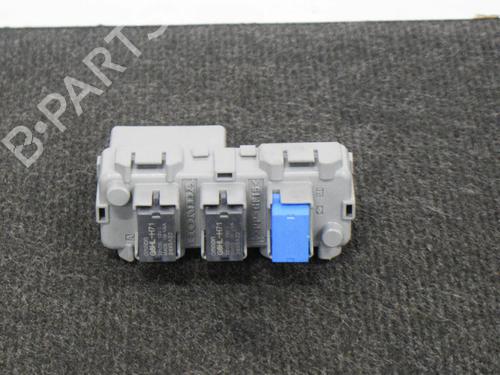 Used Fuse box Fuse box HONDA CR-V IV (RM_) 1.6 i-DTEC 4WD (RE6) (160 hp) 6762028 6762028