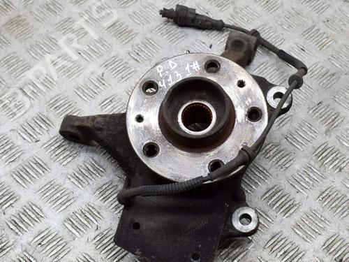 Used Right front steering knuckle OPEL VIVARO B Van (X82) 1.6 CDTI (05) (116 hp) 15680803