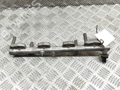 Used Injection rail BMW 5 (G30, F90) 530 i xDrive (252 hp) 19744099