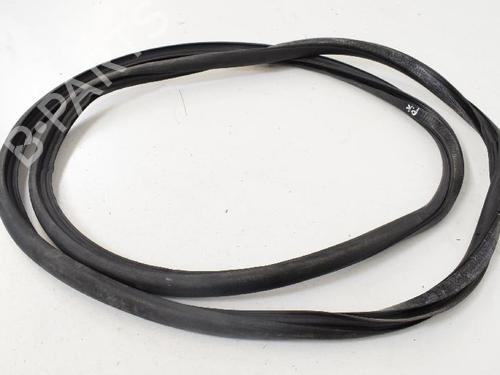 Used Rubber door seal SKODA SUPERB II (3T4) 2.0 TDI (170 hp) 30207845