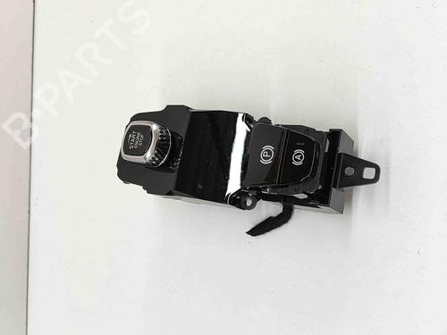 Switch VOLVO XC90 II (256) B5 Mild Hybrid AWD | BP29391489I30 