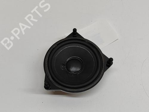 Used Speaker MERCEDES-BENZ GLC (X253) 300 (253.948) (245 hp) 28137367