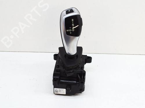 Used Gear lever BMW 3 (F30, F80) 330 e (184 hp) 10915312