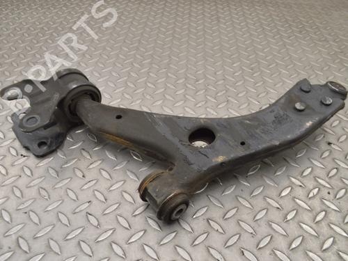 Right front suspension arm VOLVO V40 Hatchback (525) D2 | BP30228739M13 