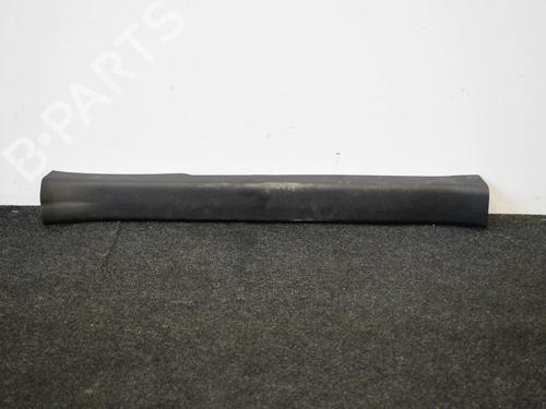 Used Step Step TOYOTA AURIS Estate (_E18_) 1.8 Hybrid (ZWE186_, ZWE186R, ZWE186H) (136 hp) 6746754 6746754