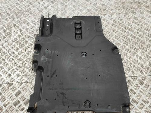 Used Underbody protection Underbody protection PEUGEOT 508 II (FB_, FH_, F3_) Hybrid 225 (F35GQU) (224 hp) 33375600 33375600