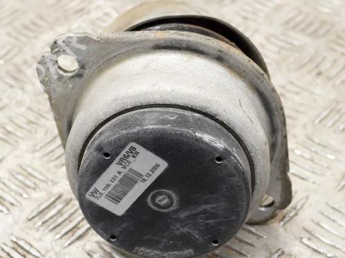 Used Engine mount AUDI Q7 (4LB) 4.2 quattro (314 hp) 9167797