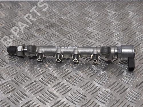 Used Injection rail AUDI A1 Sportback (8XA, 8XF) 1.6 TDI (115 hp) 6722074