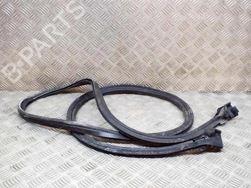 Used Rubber door seal BMW 4 Convertible (G23, G83) 420 i (184 hp) 27762165