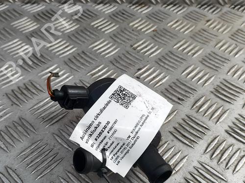 Used Auxiliary water pump VW TOUAREG (7P5, 7P6) 3.0 V6 TDI (262 hp) 28955638