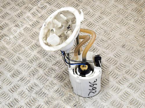 Used Fuel pump BMW 3 (F30, F80) 320 d (184 hp) 10369612