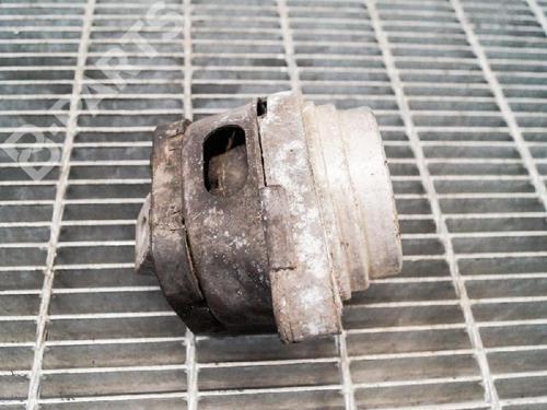 Engine mount LAND ROVER RANGE ROVER III (L322) 4.4 4x4 | BP6741544M89 