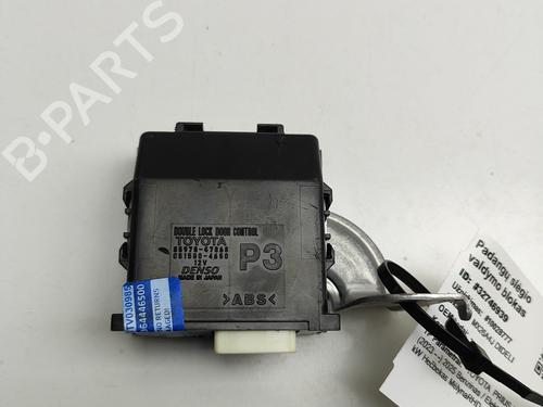 Elektronische module TOYOTA PRIUS (_W6_) 2.0 PHEV (MXWH61L, MXWH61) (223 hp) 29975228