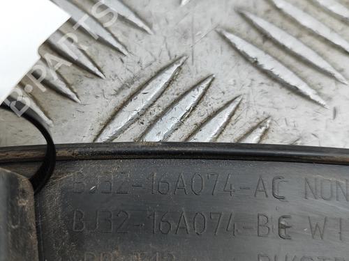 Front right wheel arch trim LAND ROVER RANGE ROVER EVOQUE (L538) 2.2 D 4x4 | BP29753243C135 