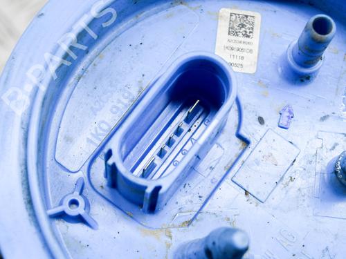 Fuel pump SKODA YETI (5L) 1.2 TSI | BP15376753M76 