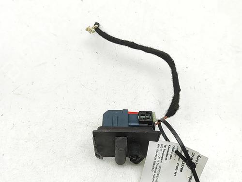 fuel-cap-mercedes-benz-gle-w166-2015-2016-2017-2018-34037598 main image