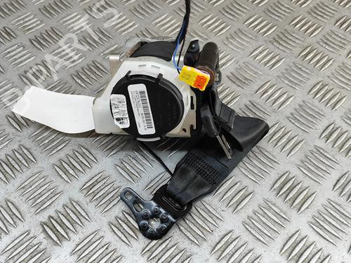 rear-left-seatbelt-audi-q4-e-tron-sportback-f4n-2021-28504967 main image