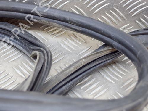 Rubber door seal VW POLO V (6R1, 6C1) 1.0 TSI | BP14643277C142 
