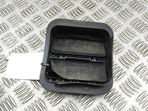 grille-toyota-gt-86-coupe-zn6_-2012-33394669 main image