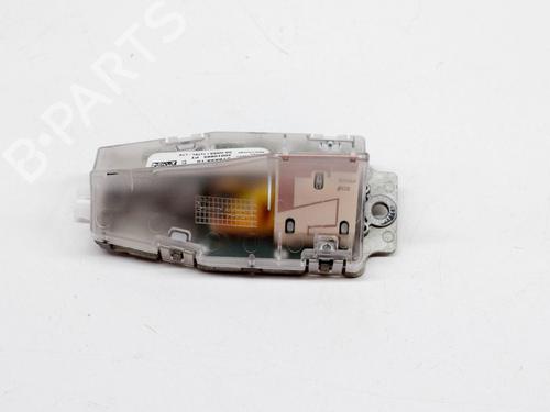 Antena/Base BMW 2 Coupe (F22, F87) 220 i (184 hp) 10526653