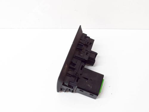 Switch LAND ROVER DISCOVERY SPORT (L550) 2.0 D 4x4 | BP10187638I30 