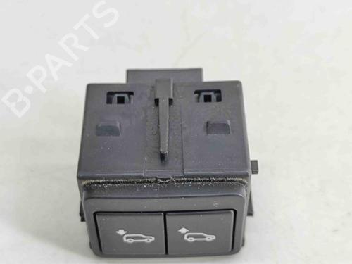 Used Switch LAND ROVER RANGE ROVER VELAR (L560) 3.0 D300 SDV6 4x4 (300 hp) 21188221