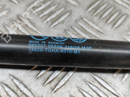 Tailgate lift support HONDA CIVIC X Hatchback (FC_, FK_) 2.0 Type-R (FK8) | BP20982082C138 