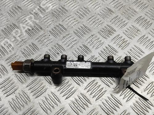 Used Injection rail Injection rail PEUGEOT 3008 II SUV (MC_, MR_, MJ_, M4_) 1.6 BlueHDi 120 (120 hp) 26440127 26440127