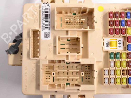 Fuse box HYUNDAI TUCSON (TL, TLE) 1.6 CRDi | BP30228466E1 