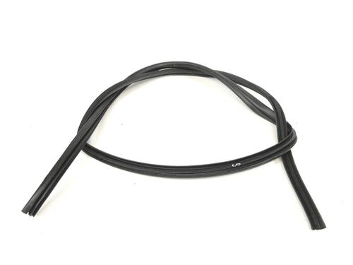 Gummiliste Gummiliste TOYOTA LAND CRUISER PRADO (_J15_) 2.8 D-4D (GDJ150_, GDJ155_, GDJ150, GDJ151) (177 hp) 33348404 33348404