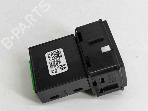 Switch LAND ROVER RANGE ROVER VELAR (L560) 3.0 D300 SDV6 4x4 | BP21188188I30