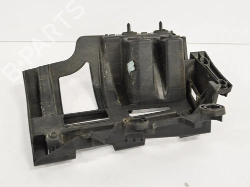 Used Rear bumper bracket Rear bumper bracket PEUGEOT 5008 (0U_, 0E_) 1.6 HDi (112 hp) 14659732 14659732