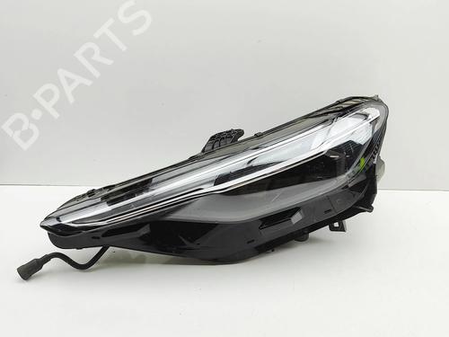 Venstre forlygte Venstre forlygte AUDI Q5 (GUB) SQ5 TFSI quattro (367 hp) 33847492 33847492