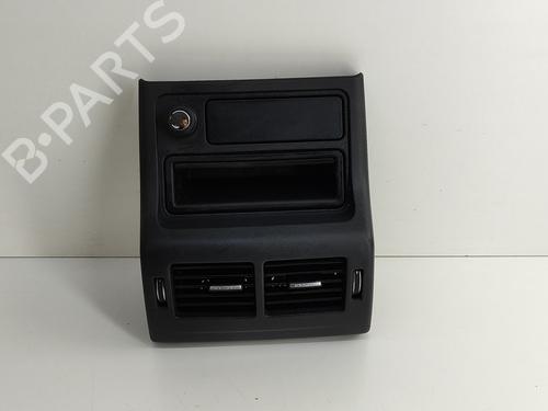 Used Air vent JAGUAR XE (X760) 2.0 D (180 hp) 24819216