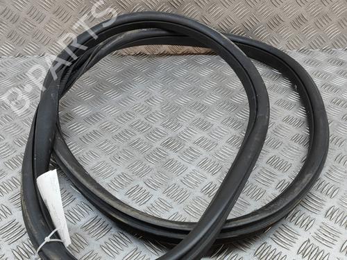 Used Rubber door seal JAGUAR I-PACE (X590) EV400 AWD (400 hp) 27778740