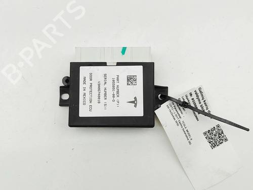 Electronic module TESLA MODEL X (5YJX) 90D AWD | BP31297435M83